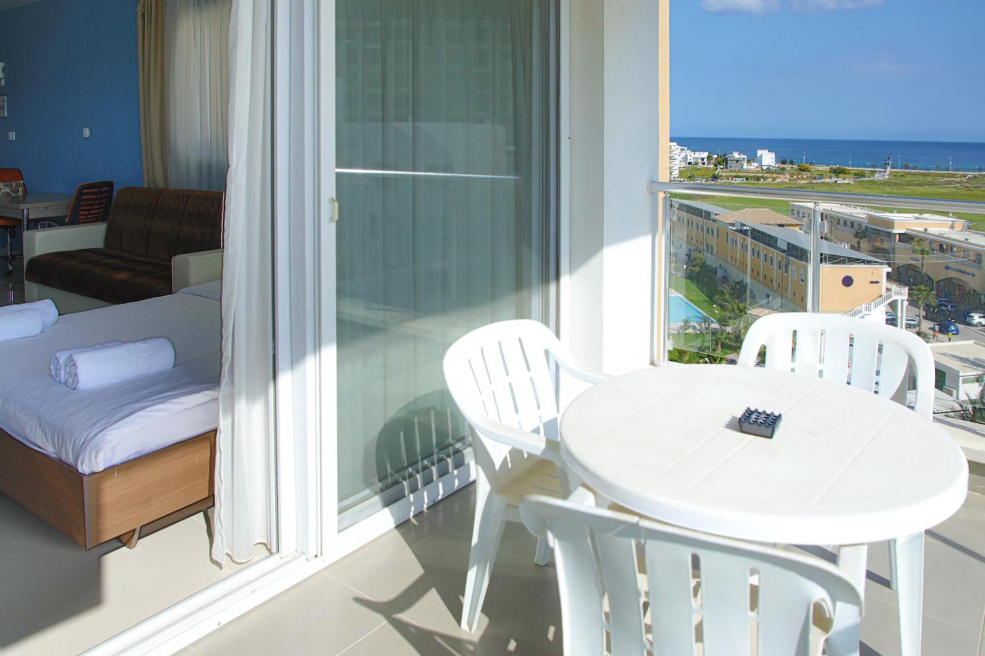 Caesar Resort & Spa Trikomo Extérieur photo